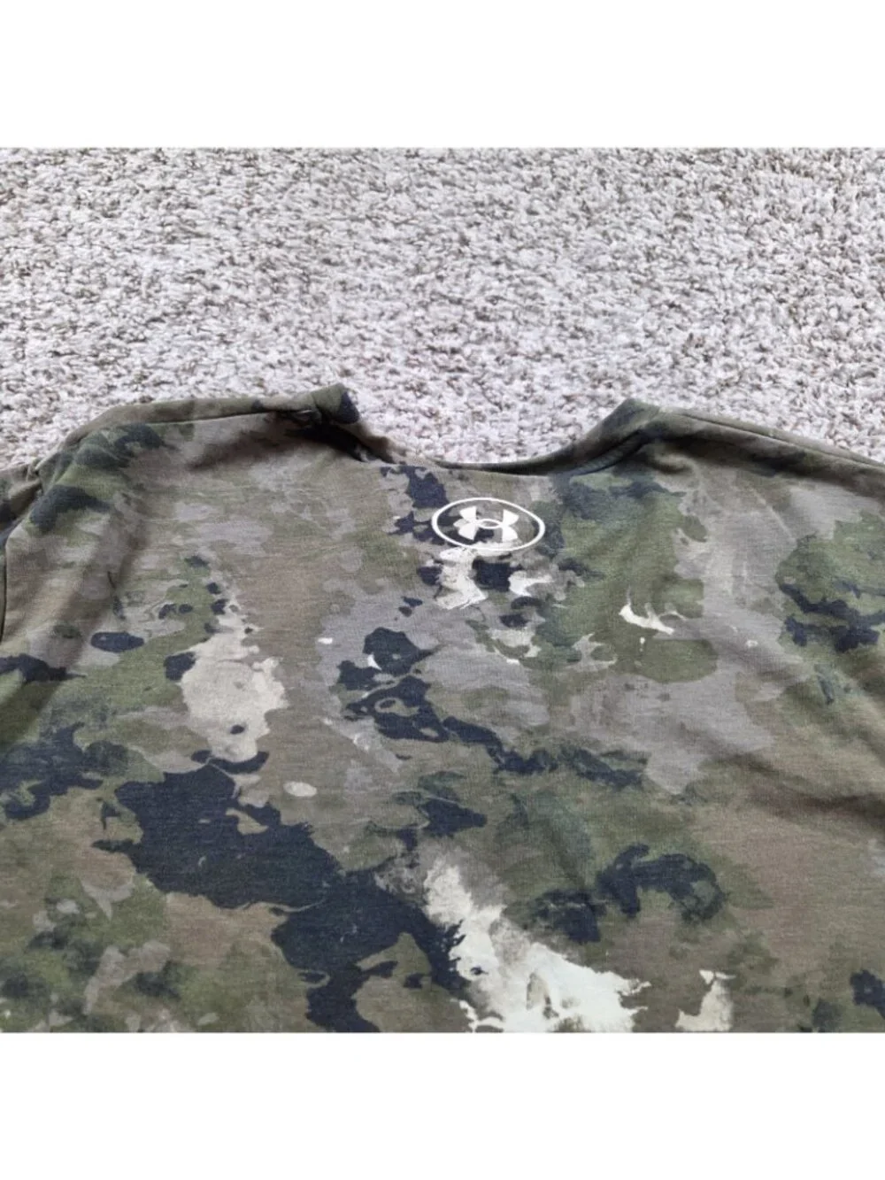 Under Armour Project Rock Veterans Day Shirt Men's Medium Camo Flag